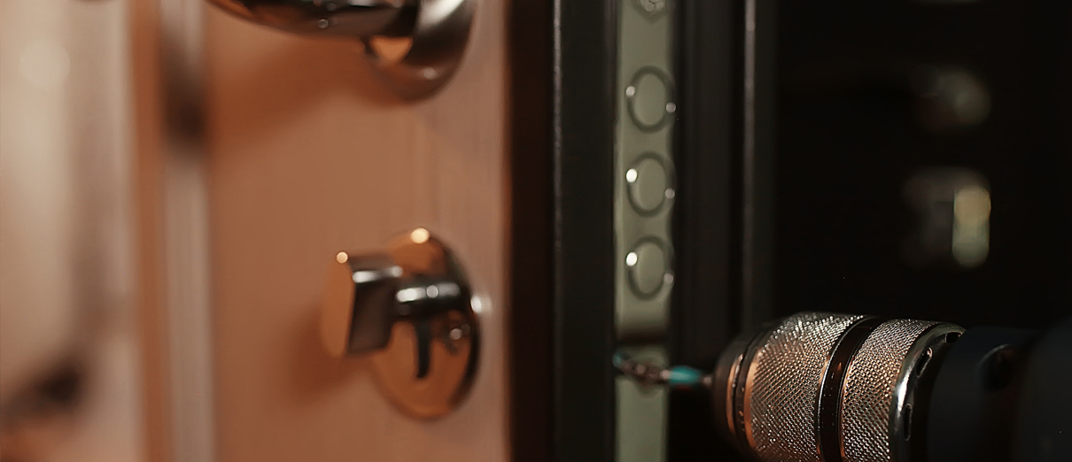 Un cerrajero certificado